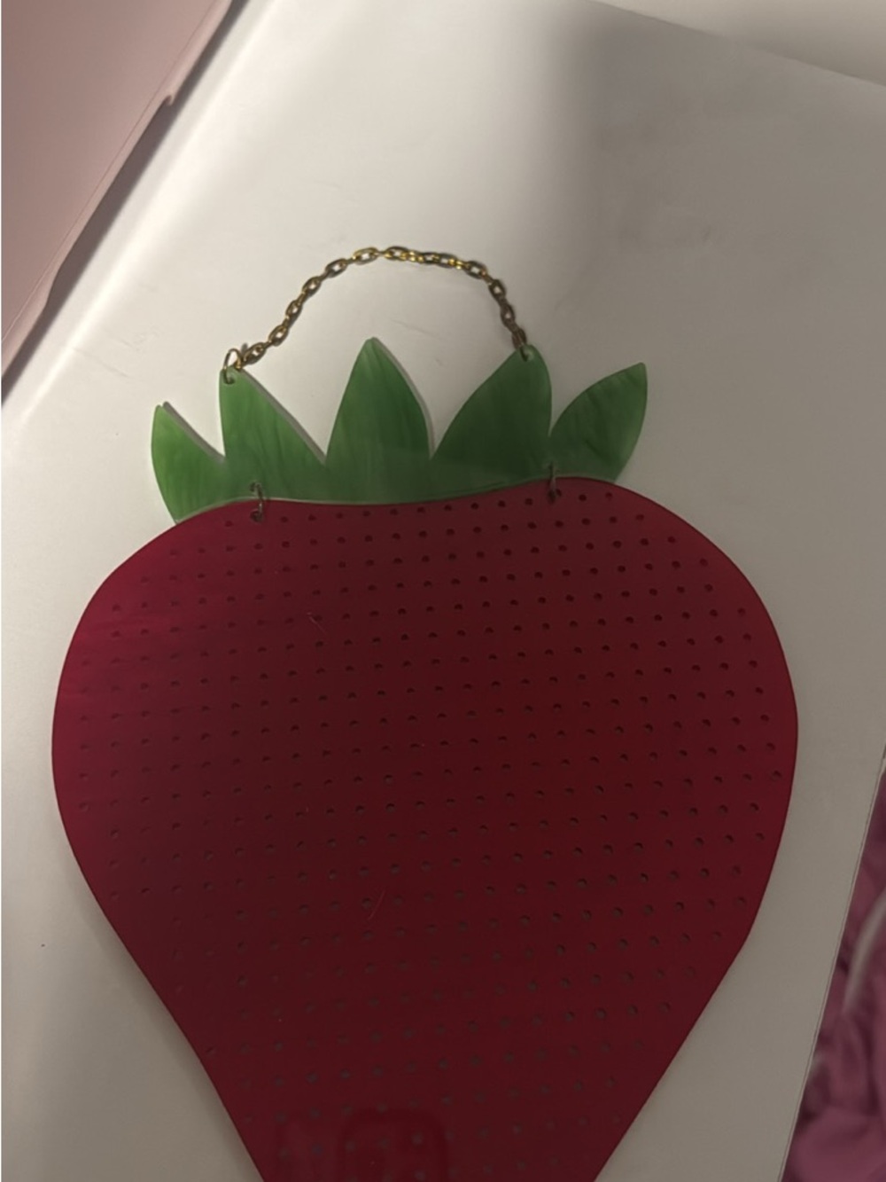 Strawberry Shaped Earring Holder - Red and Green